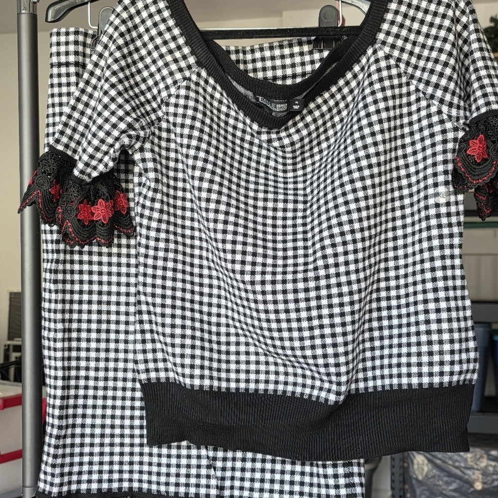 7th Avenue 2 Piece Black and White Gingham Top with Red Floral Accents Skirt Set - Picture 7 of 7
